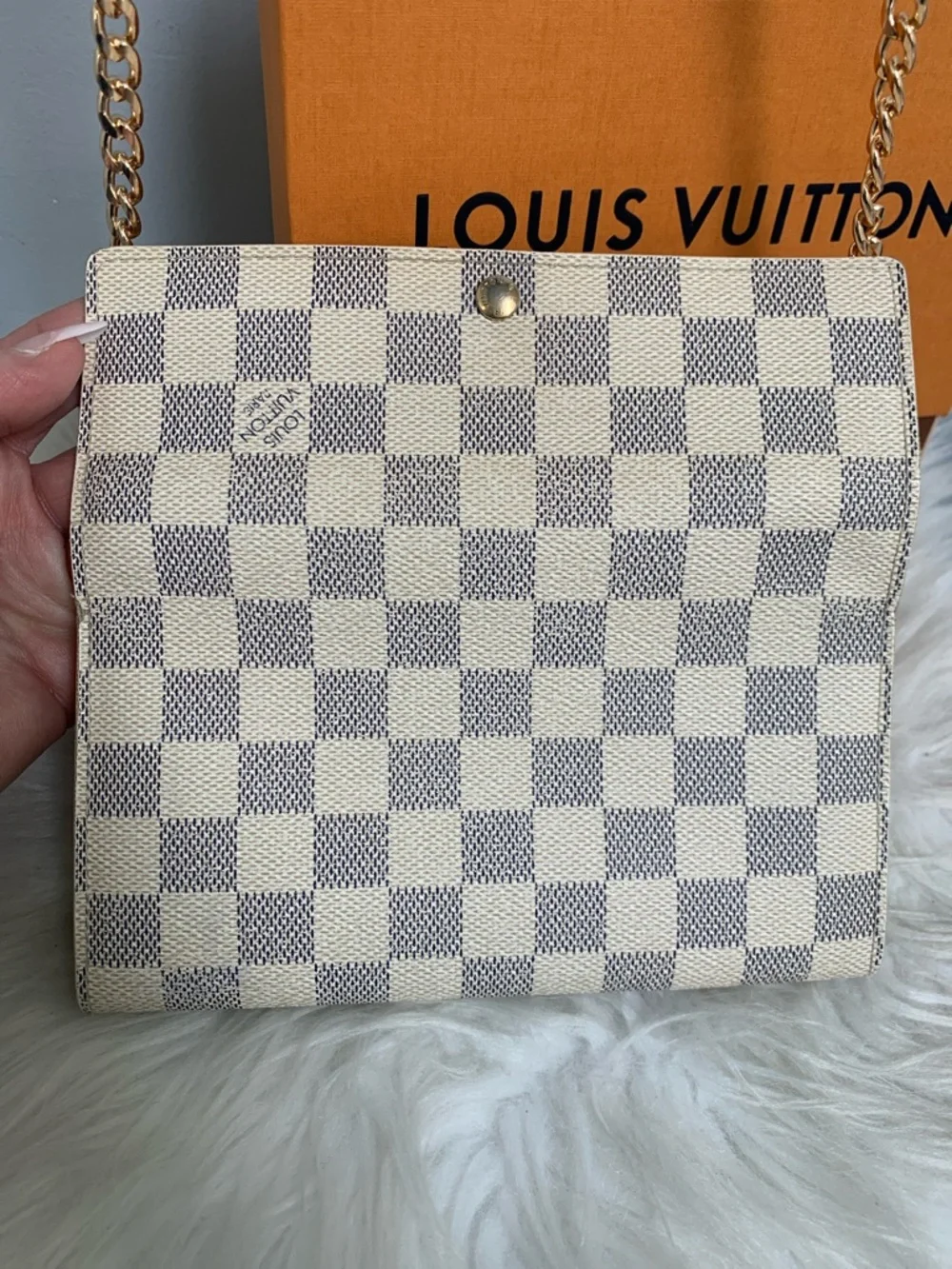 2007 authentic Louis Vuitton Damier Azur Sarah wallet w/ box & conversion kit. - Picture 8 of 16